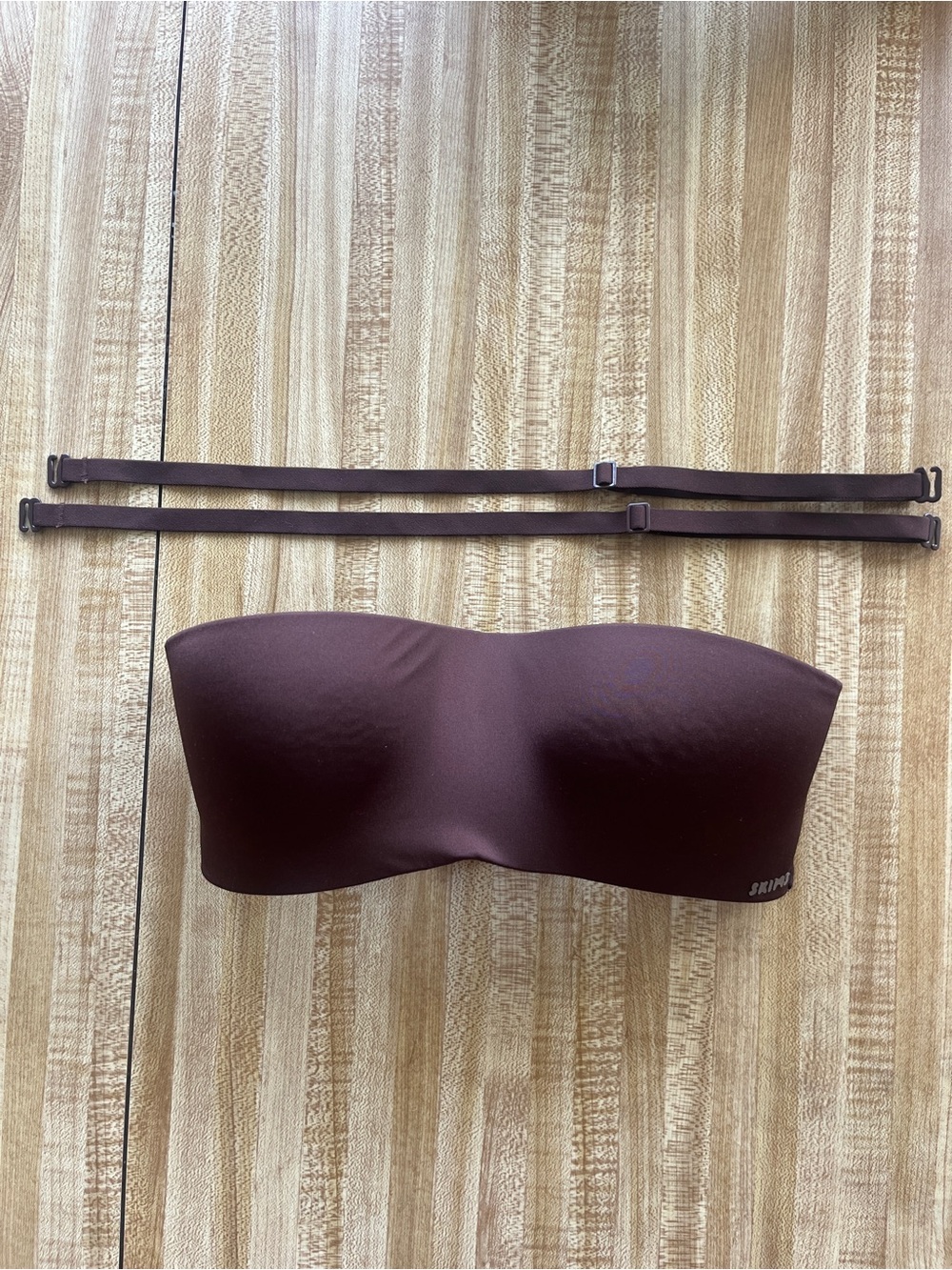 Skims Wireless Strapless Bra - 30C